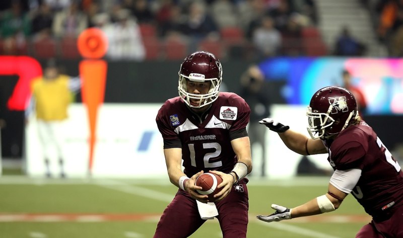 网球比赛时,抢七和抢十的球员换边以及球员换发的规律是什么 - 体育赛事直播