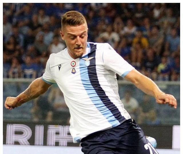 为何C罗不佩戴特殊的意甲徽章 - 体育赛事直播