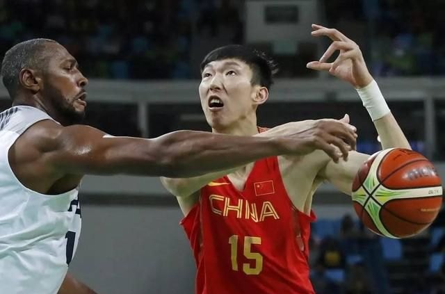 网曝因在NBA表现不佳,耐克和周琦解约赞助合同,这是真的吗 - 体育赛事直播