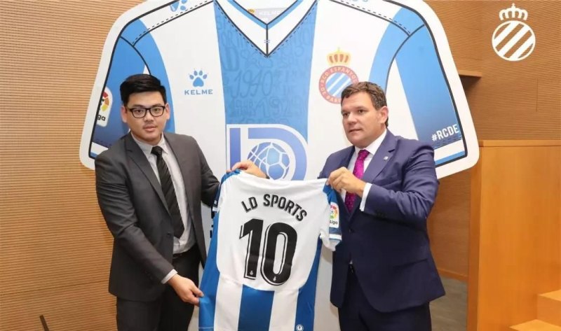 武磊球衣是不是中文品牌赞助 - 体育赛事直播