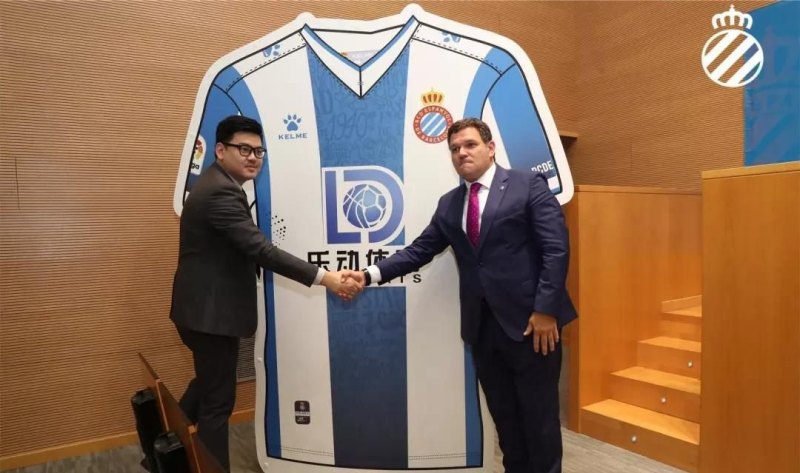 武磊球衣是不是中文品牌赞助 - 体育赛事直播