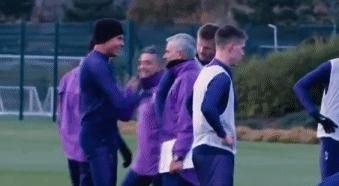 19-20赛季亚伯拉罕帽子戏法英超狼队2:5切尔西,如何评价这场比赛 - 体育赛事直播