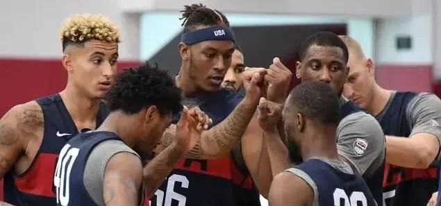 刺激!美国男篮蓝队97:78大胜白队,如何评价美国队内热身赛呢 - 体育赛事直播