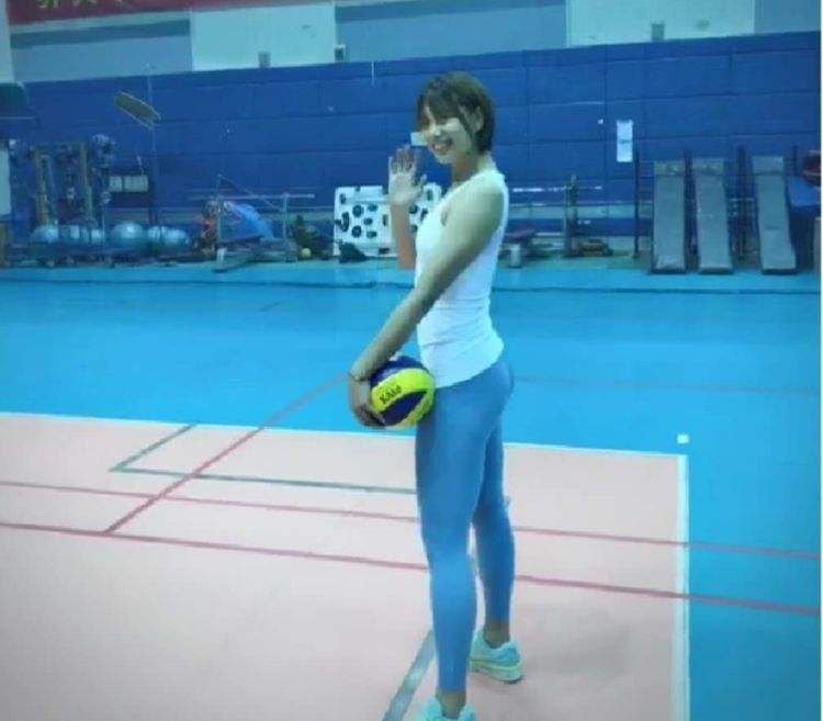 日本球迷公布中国女排颜值排名,张常宁无缘前三,袁心玥排在第二,你们对此怎么看 - 体育赛事直播