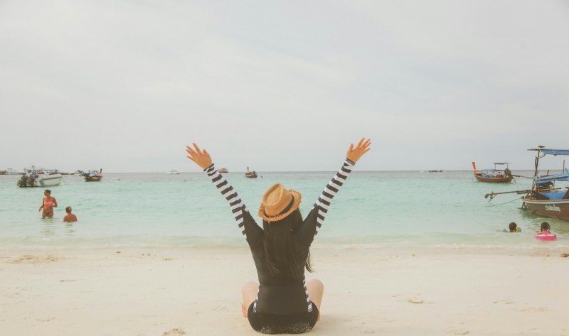 2002年九月在巴黎田径大赛上以9.78的成绩打破男子100米跑的记录是谁 2002年九月在巴黎田径大赛上以9.78的成绩打破男子100米跑的记录是谁 - 体育赛事直播