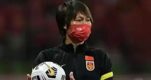 足球比赛新闻标题新颖 足球比赛新闻标题新颖 - 体育赛事直播