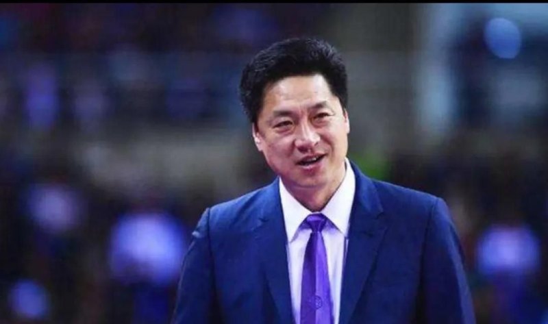 广东功勋教头空降上海,他的年薪大概会是多少 广东功勋教头空降上海,他的年薪大概会是多少 - 体育赛事直播